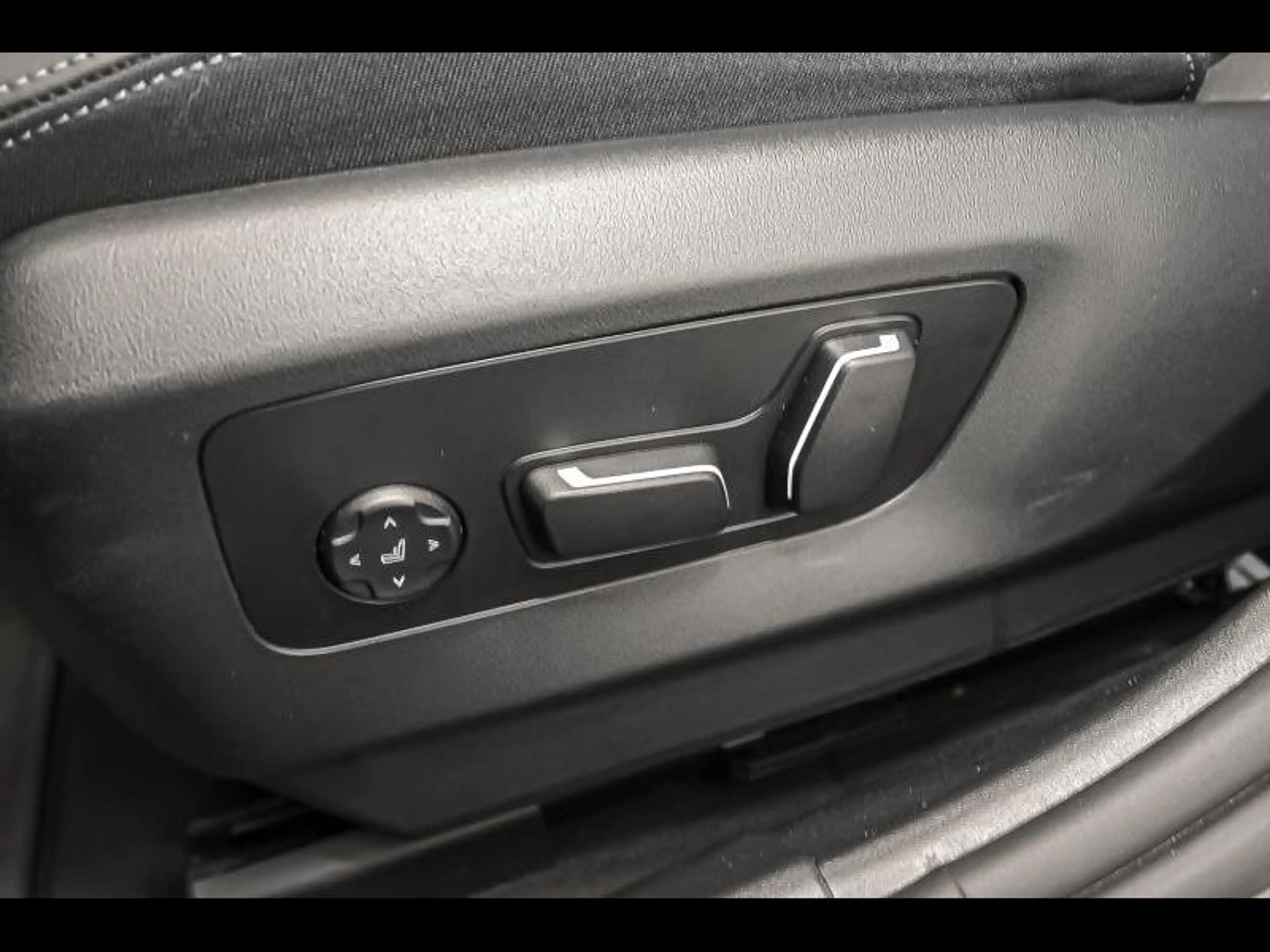 BMW i5 eDrive40 - M Sport - 360Cam|Hud|Dass — photo 15