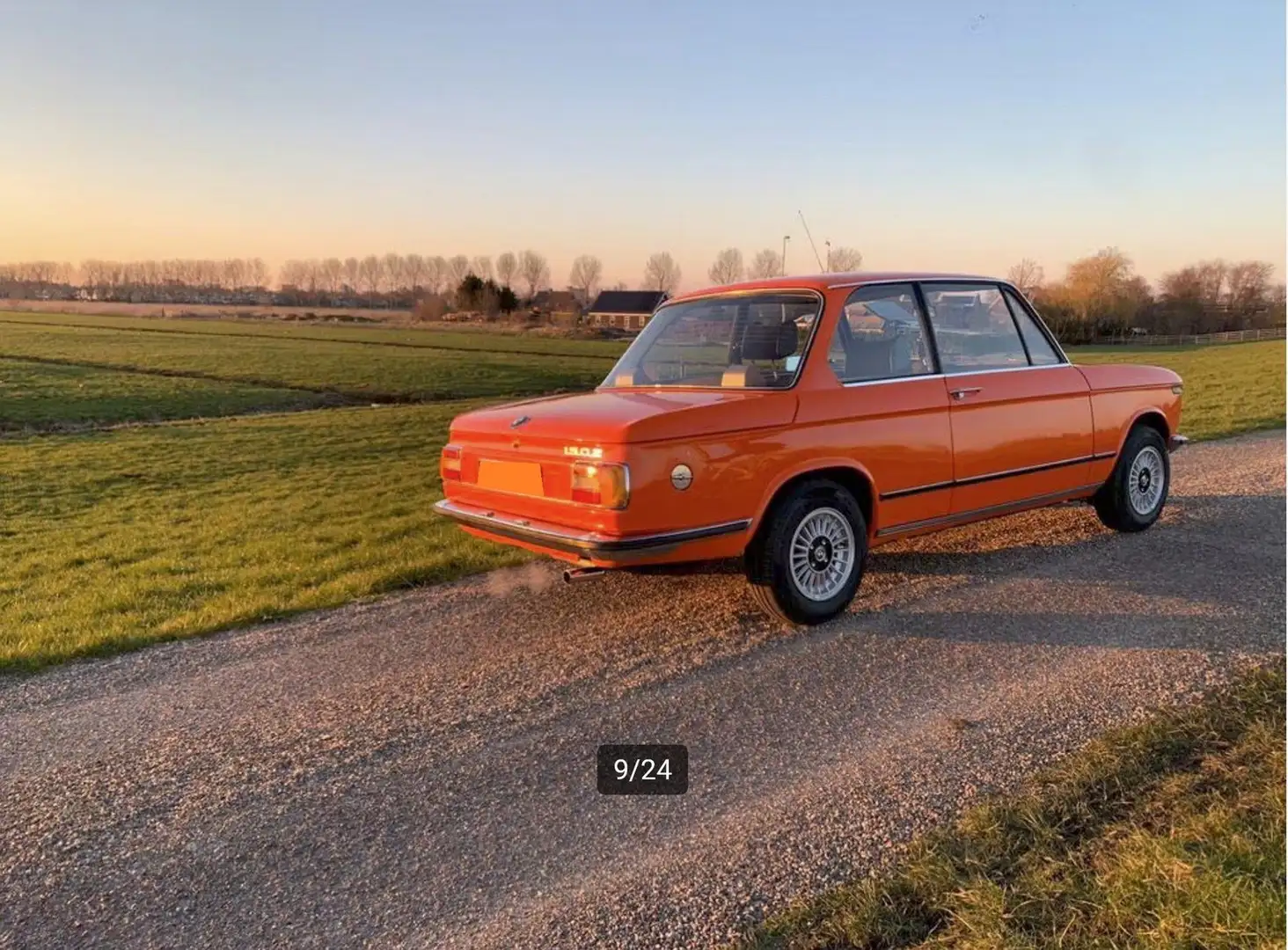 BMW 1500 Orange - 1