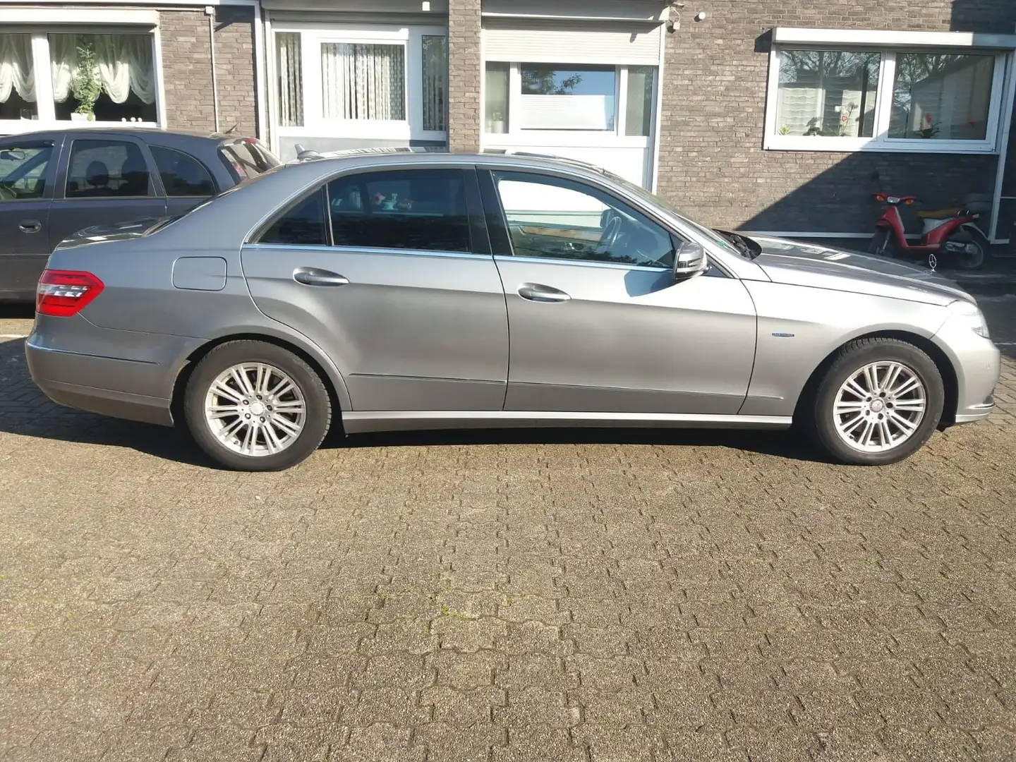 Mercedes-Benz E 350 CDI DPF BlueEFFICIENCY 7G-TRONIC Elegance - 2