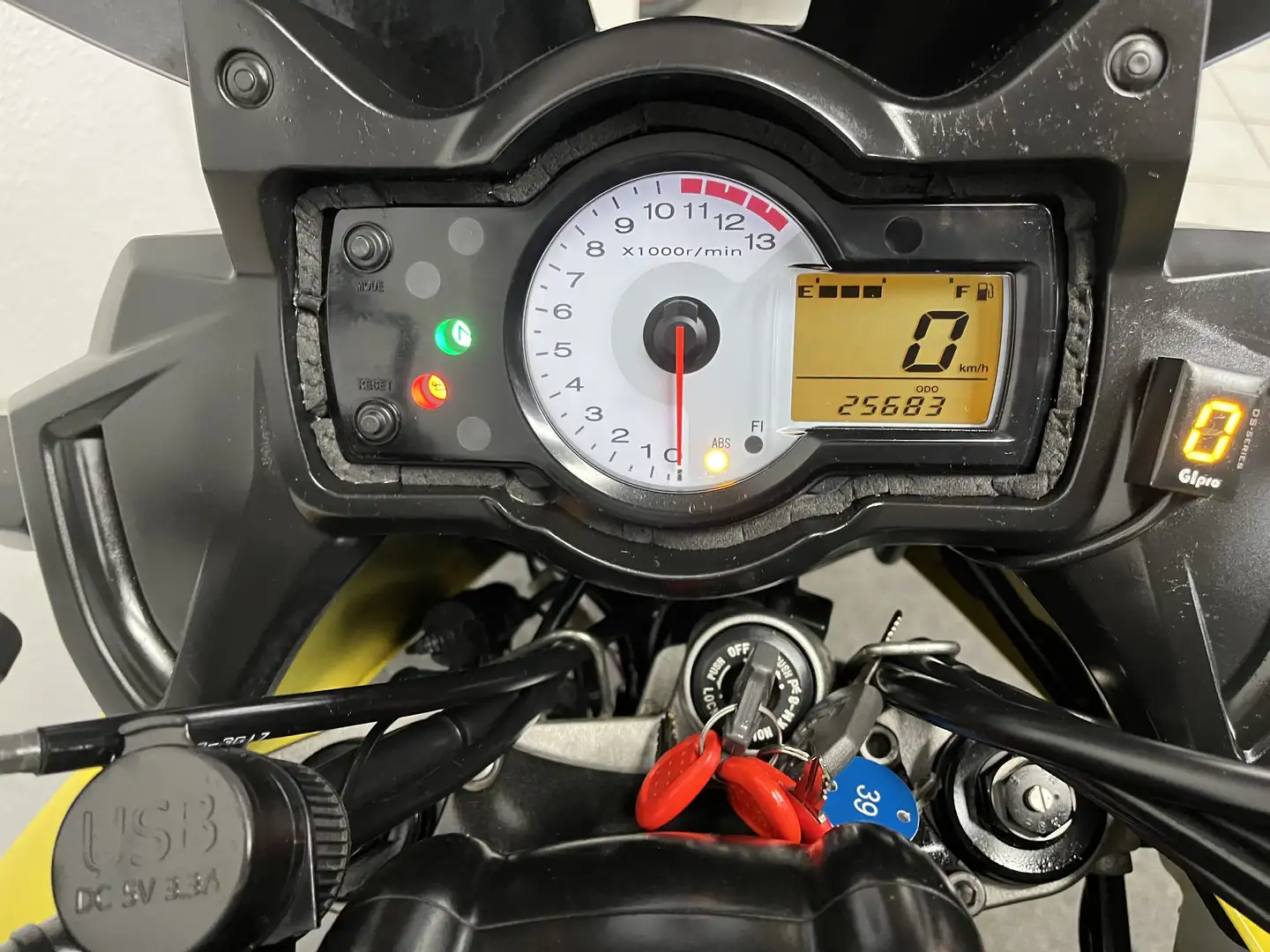 Kawasaki VERSYS ABS Geel - 2