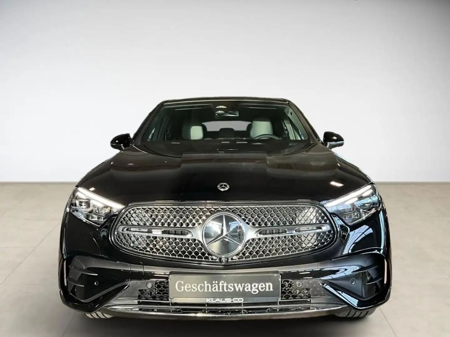 Mercedes-Benz GLC 220 d 4M AMG Pano SpurW Sport W-Paket PDC Schwarz - 2