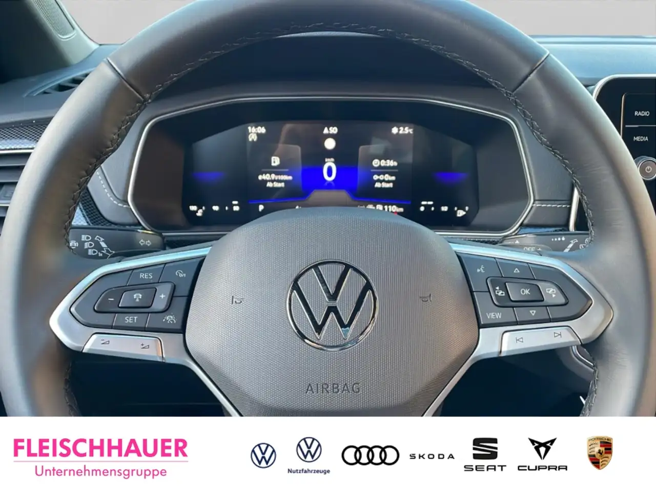 Volkswagen T-Cross 1.0 TSI R-Line ACC CARPLAY NAVI REAR-VIEW 14