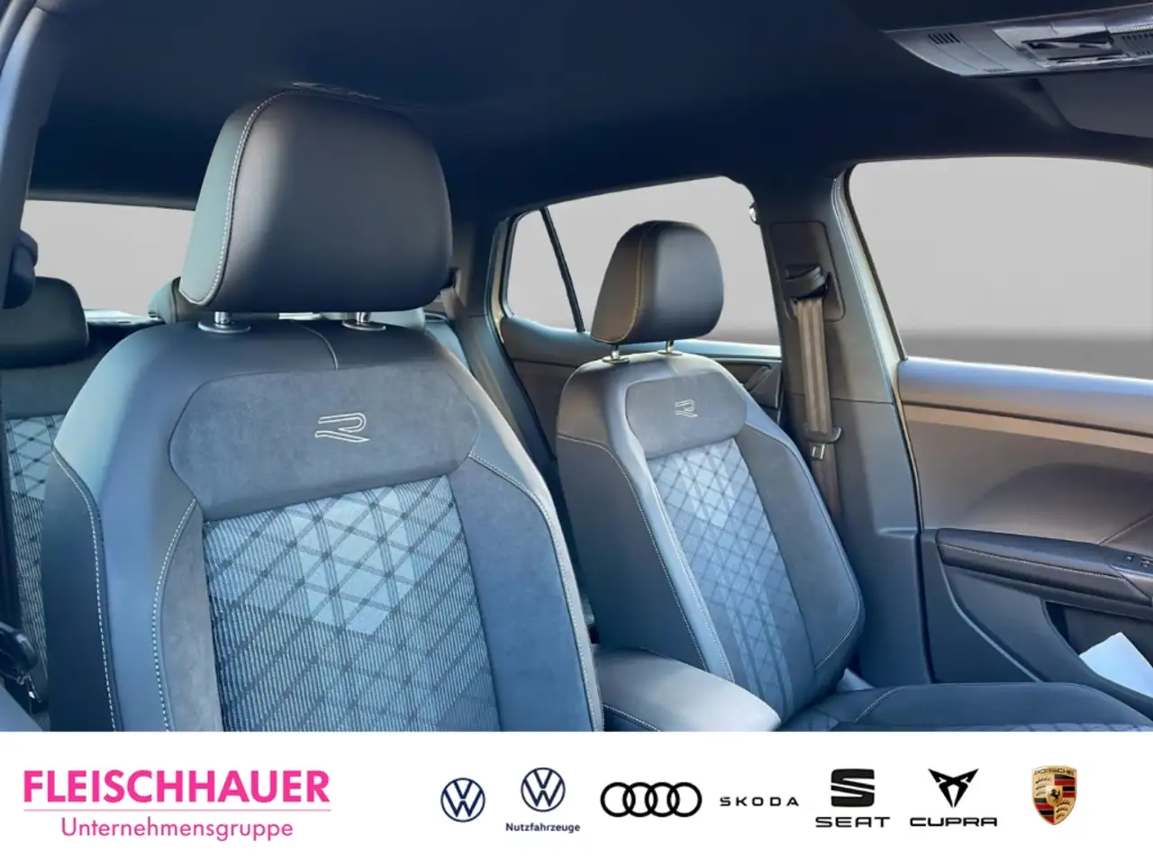 Volkswagen T-Cross 1.0 TSI R-Line ACC CARPLAY NAVI REAR-VIEW 9