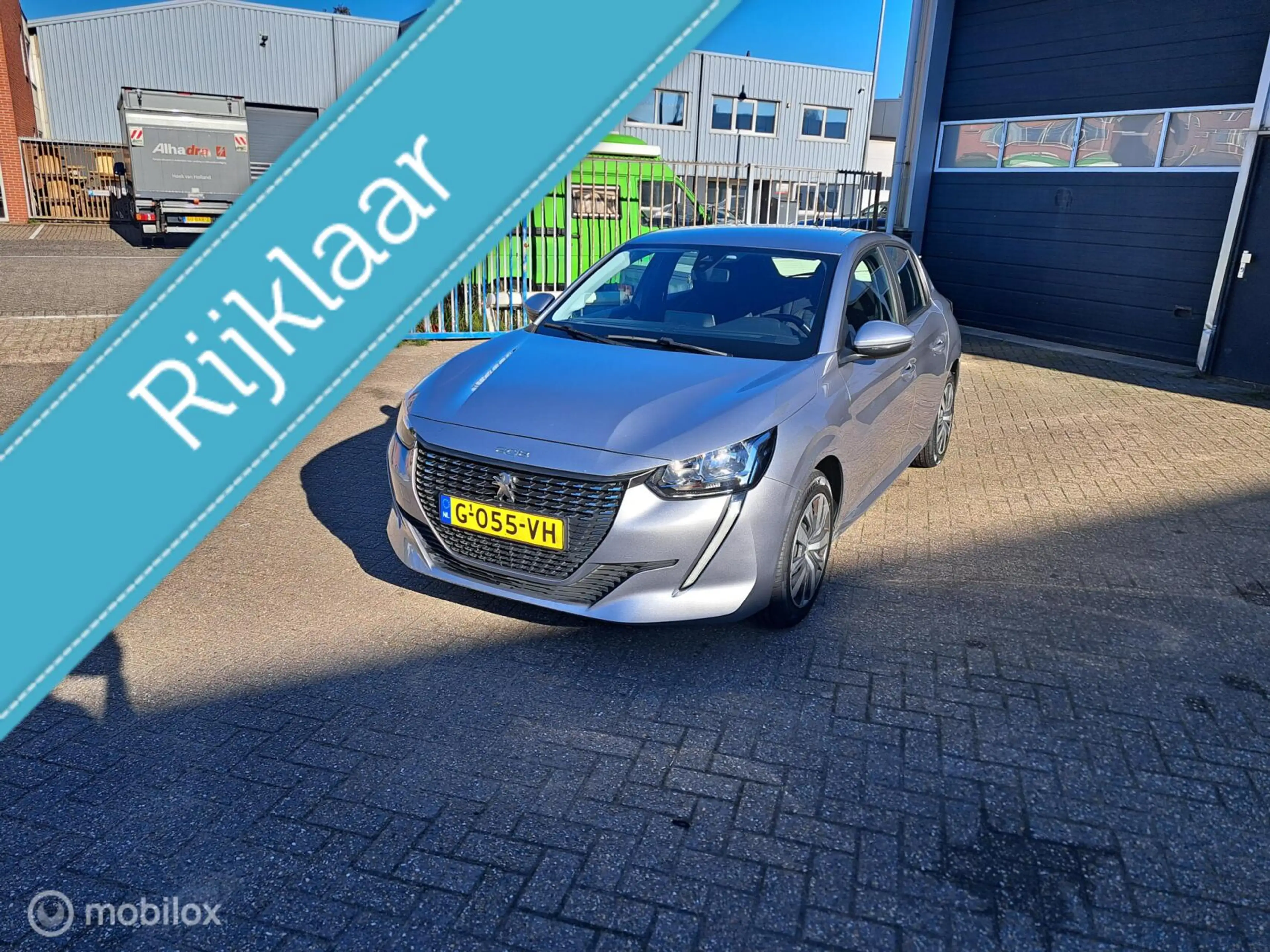 Peugeot 208 1.2 PureTech Allure — photo 9