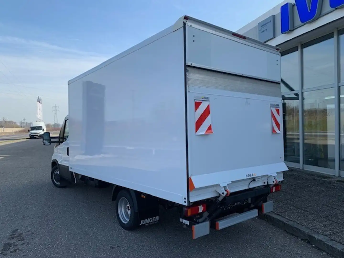 Iveco Daily Daily 35C16 Möbelkoffer/LBW Weiß - 2