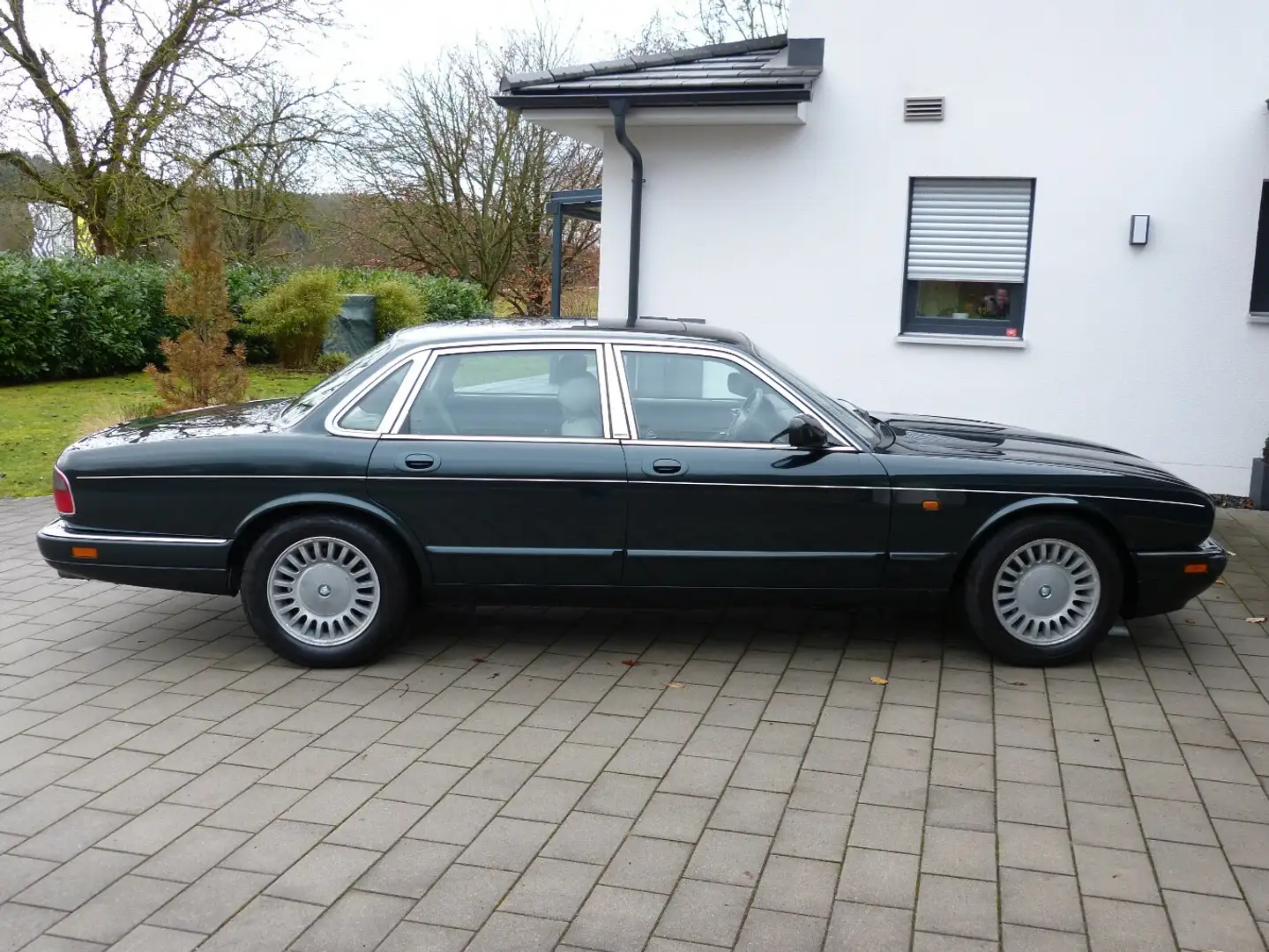 Jaguar Sovereign 4.0 [LEDER/KLIMA/SHZ/TEMPOMAT] Grün - 1