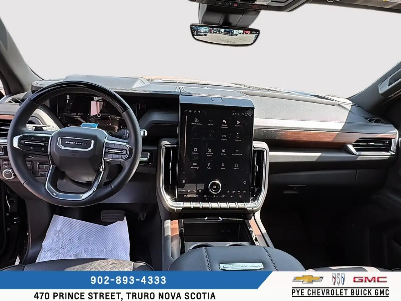 GMC Yukon снимка GMC Yukon
