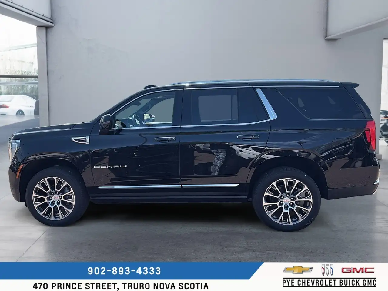 GMC Yukon снимка GMC Yukon