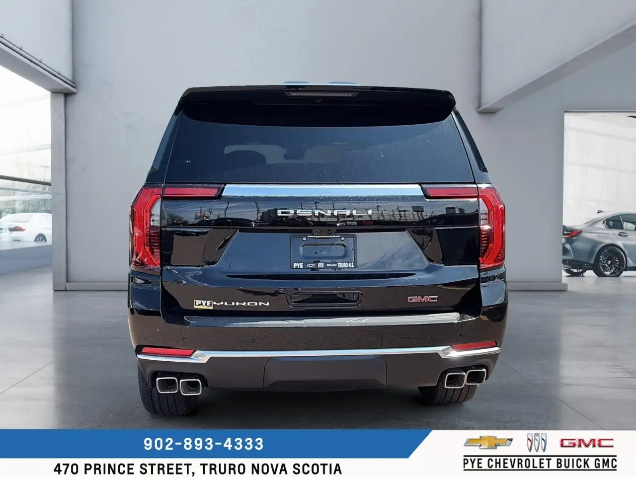 GMC Yukon снимка GMC Yukon