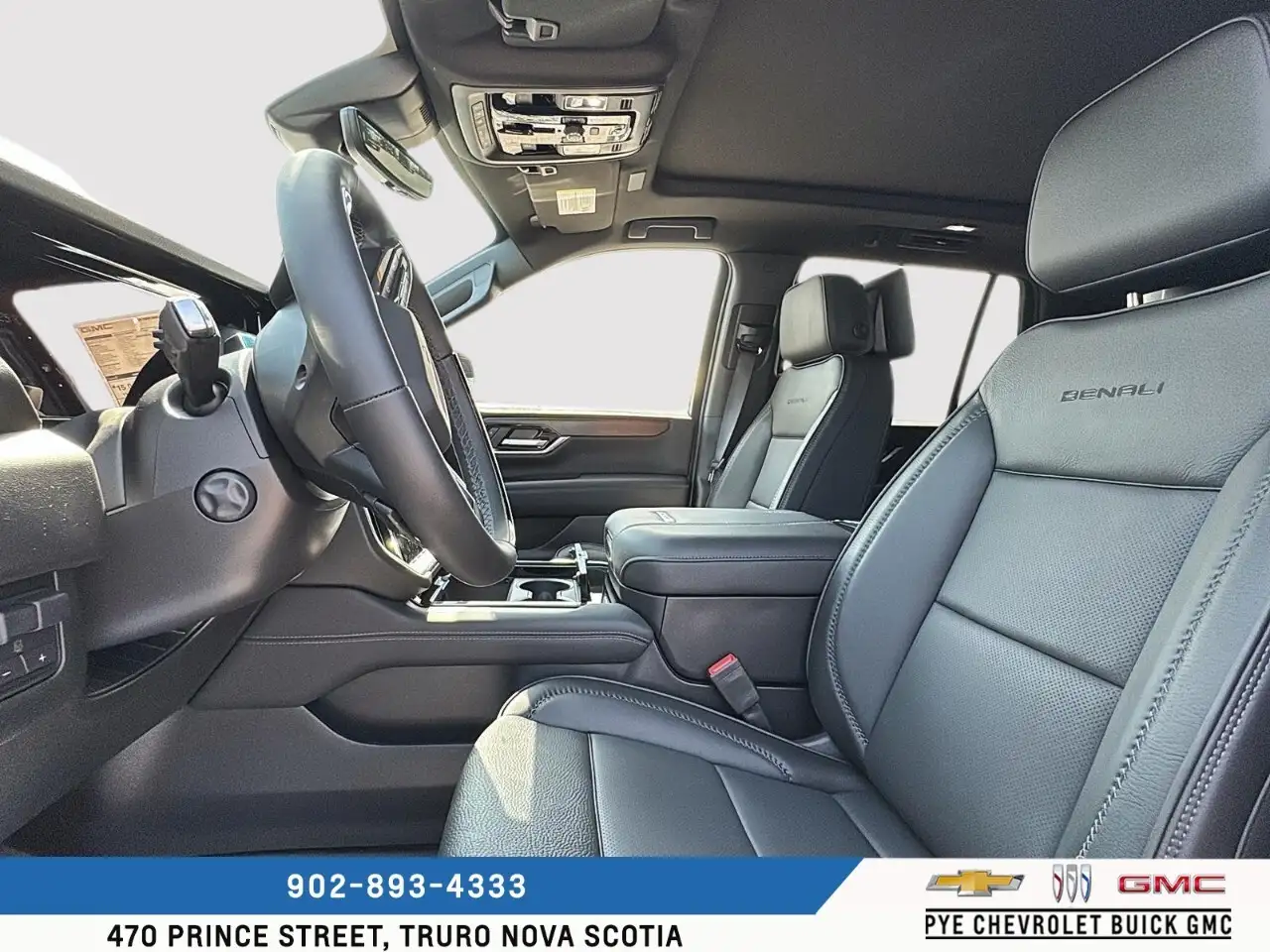 GMC Yukon снимка GMC Yukon