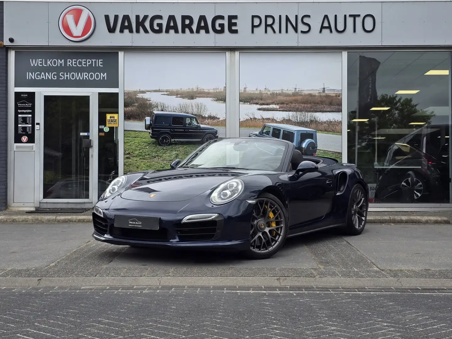 Porsche 991 Cabrio 3.8 Turbo S |AKRAPOVIC|GLAS COATING|CHRONO| Blauw - 1