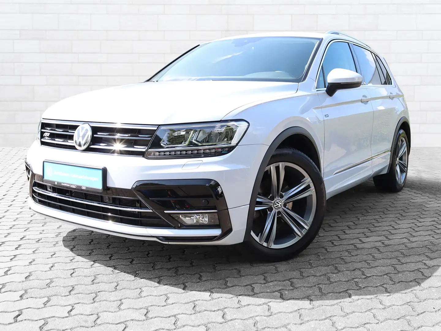 Volkswagen Tiguan 1,4 TSI R-Line AHK LED el Heck "19" Argent - 2