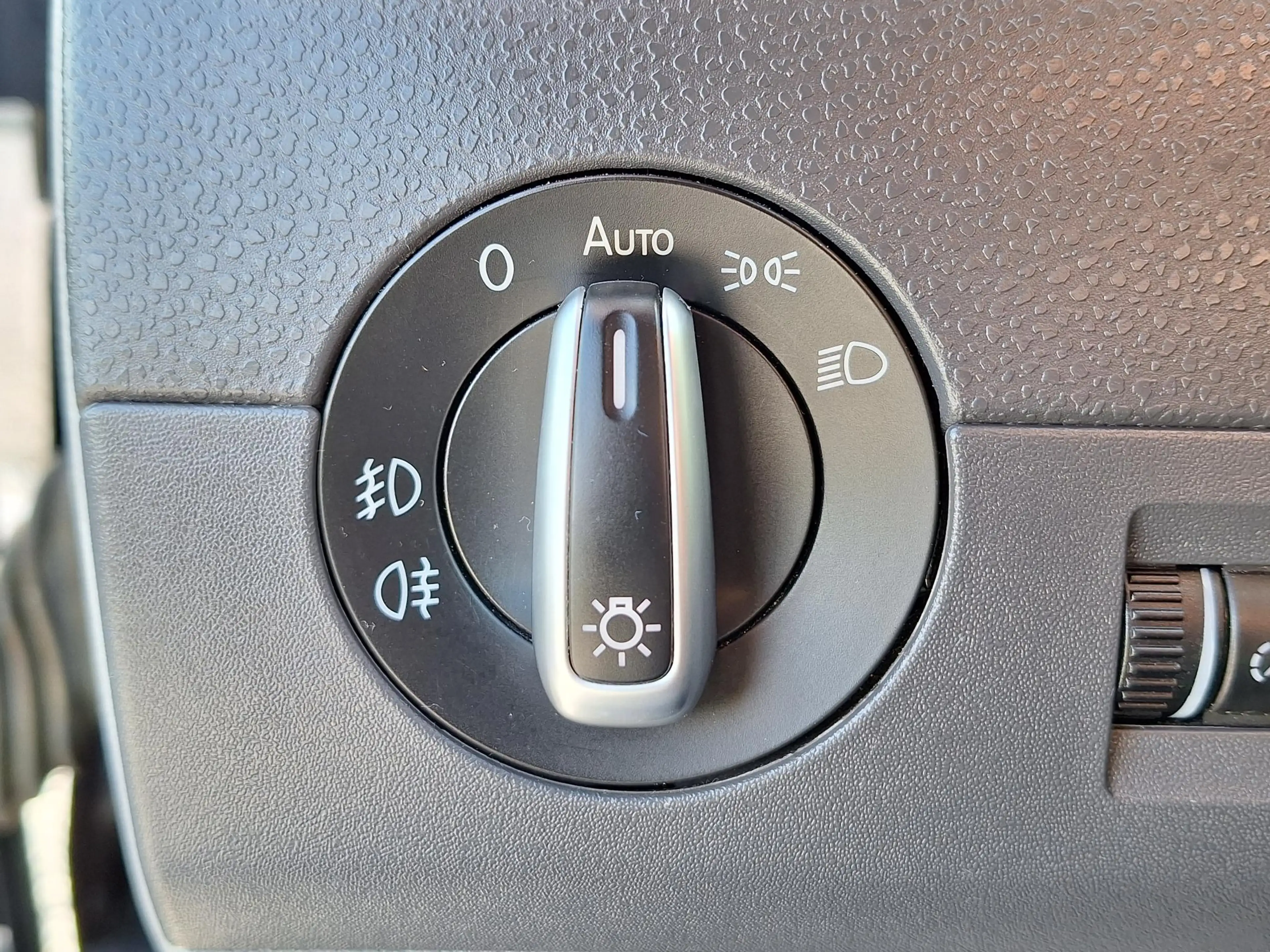 Volkswagen Transporter 2.0 TDI L2H1 DC Comfortline — photo 16