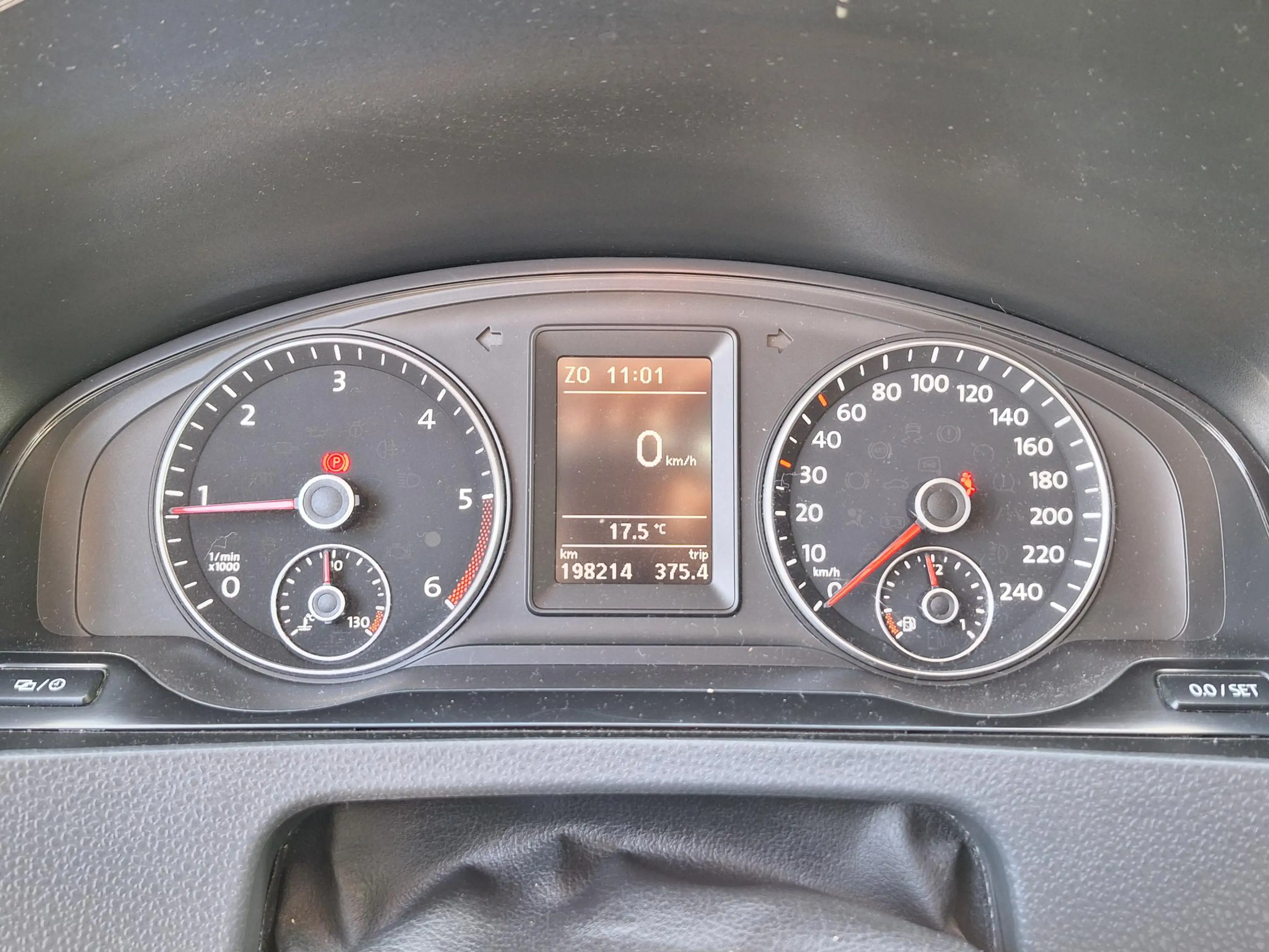 Volkswagen Transporter 2.0 TDI L2H1 DC Comfortline — photo 21