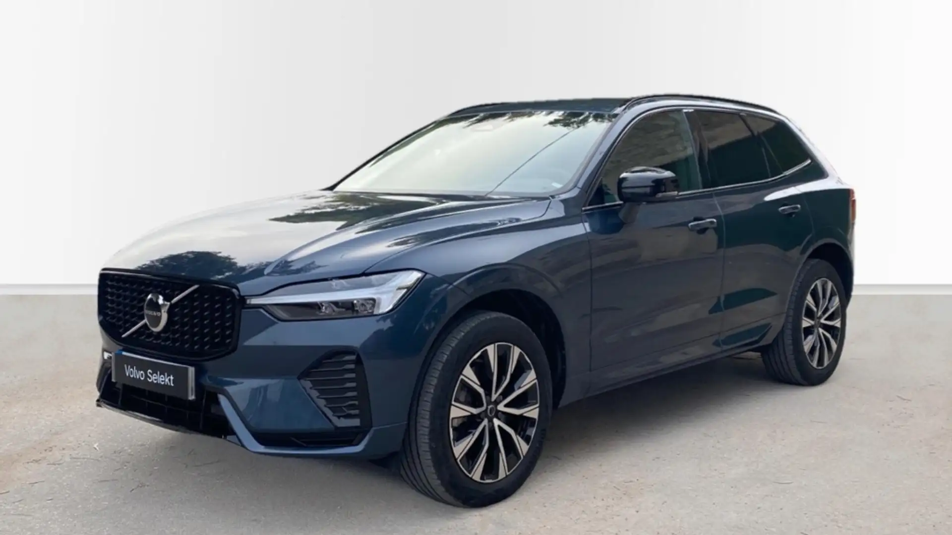 Volvo XC60 B4(D) PLUS DARK - 1