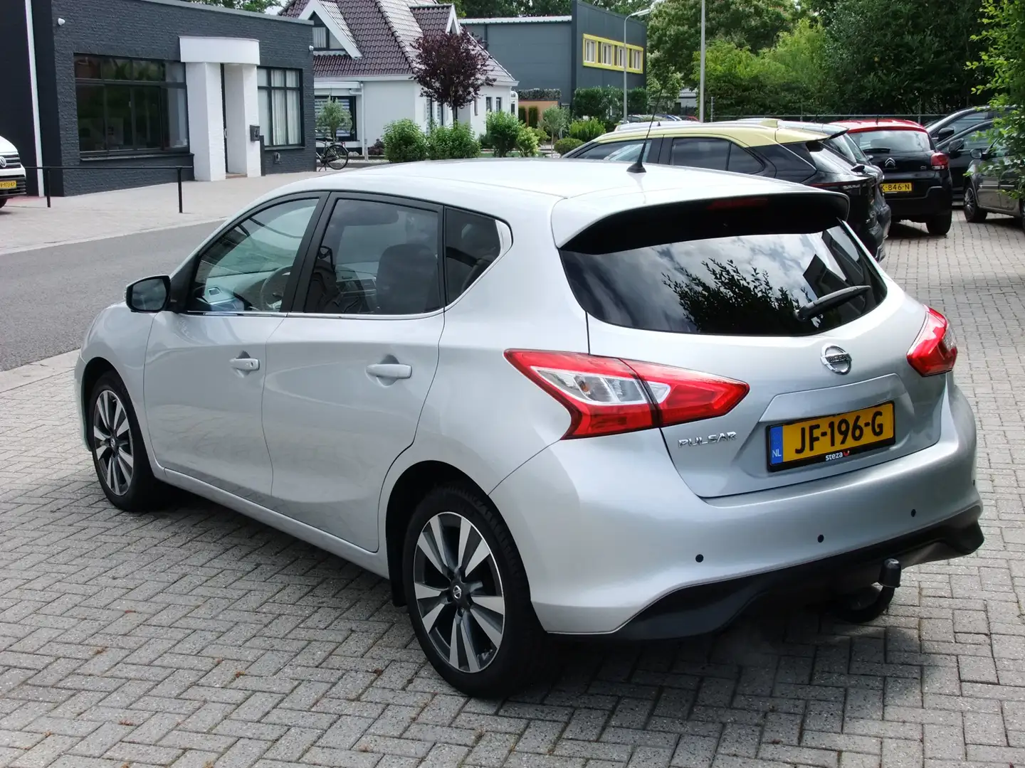 Nissan Pulsar 1.2 DIG-T Tekna , 360 camera , Climate control , X Grijs - 2