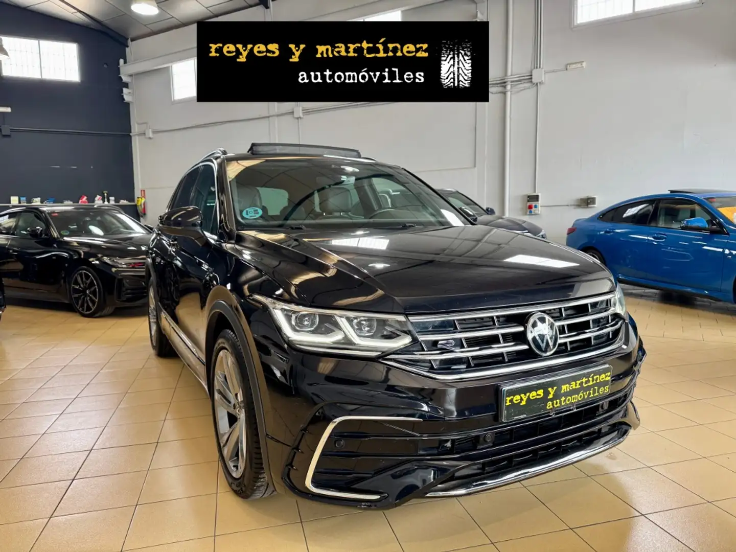 Volkswagen Tiguan 2.0TDI R-Line DSG 110kW Negro - 2