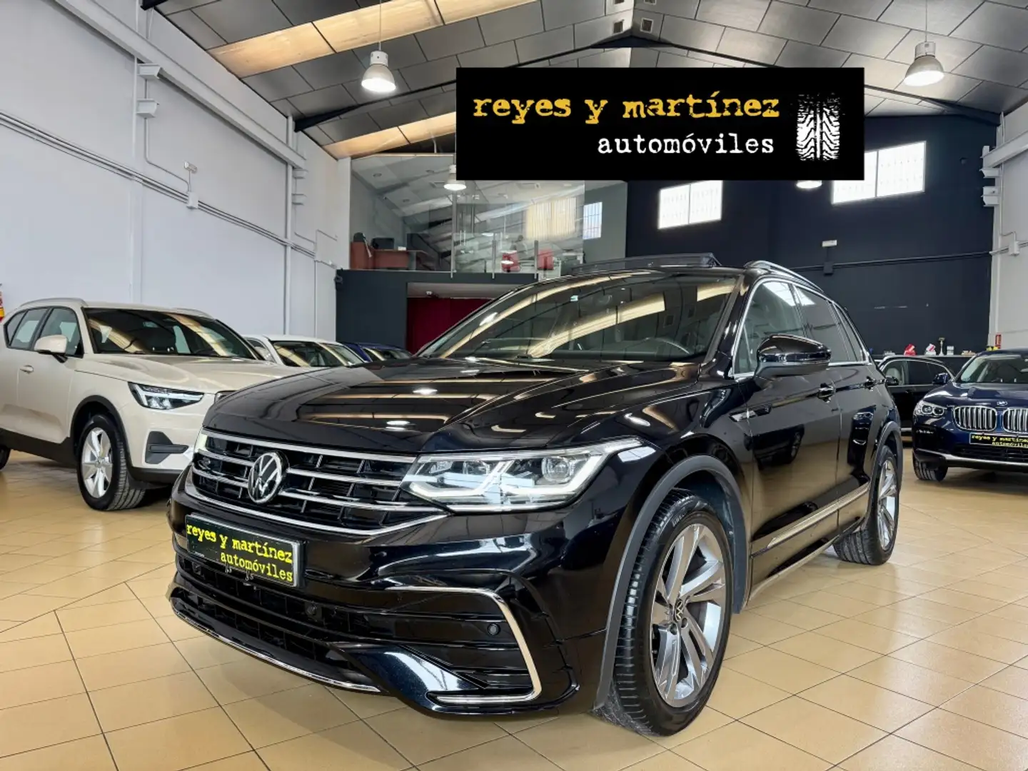 Volkswagen Tiguan 2.0TDI R-Line DSG 110kW Negro - 1