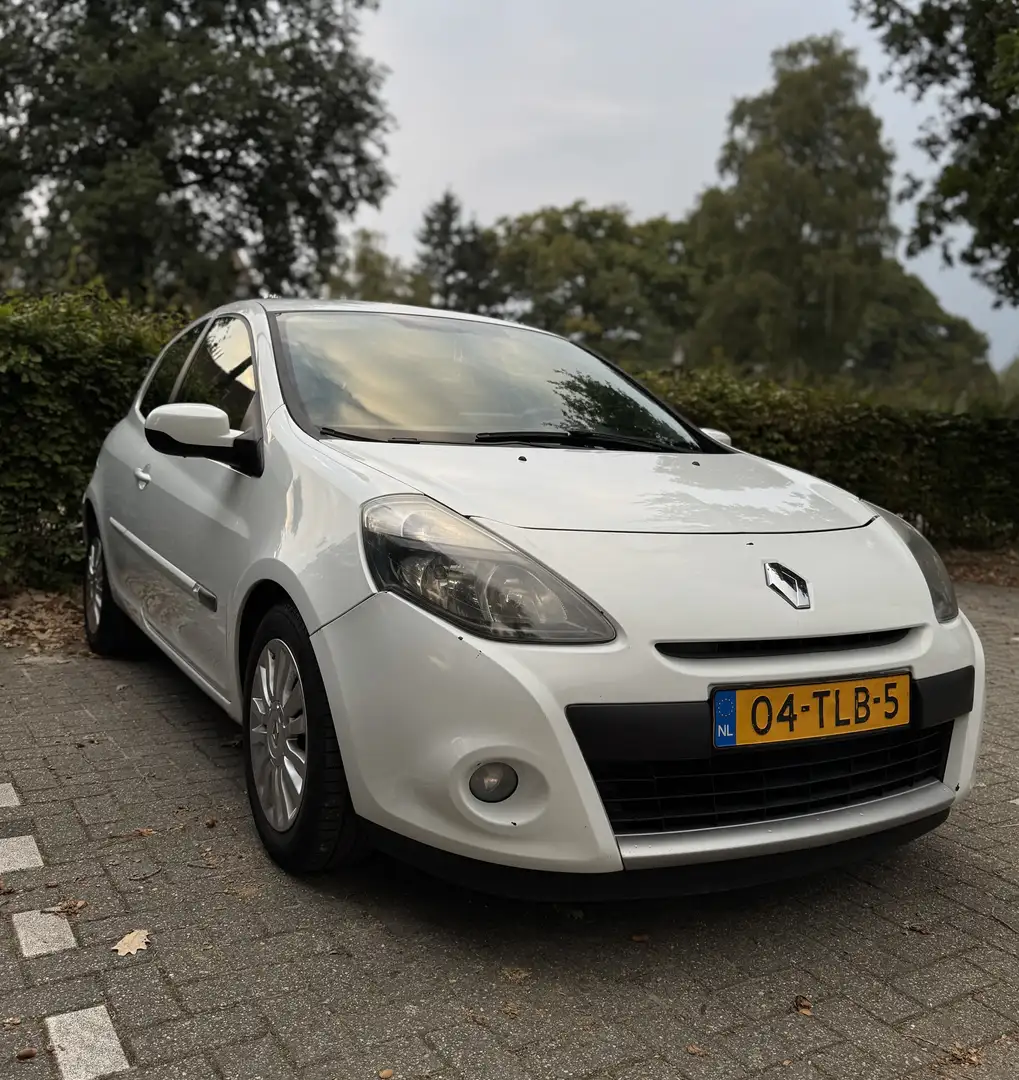 Renault Clio TCe 100 Dynamique - 1