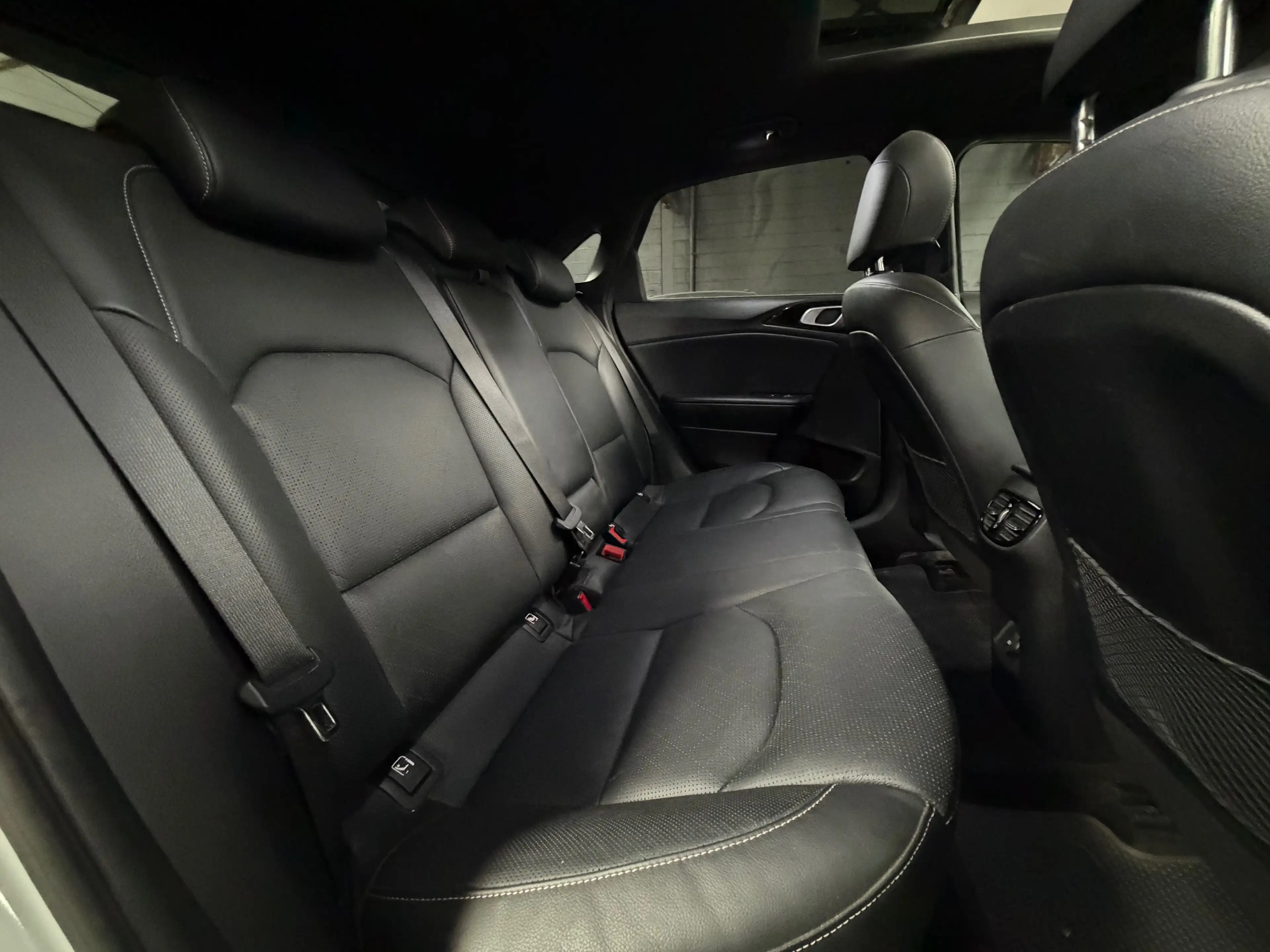 Kia Ceed / cee'd Ceed 1.0 T-GDi * GT-Line * CAMERA * JBL * PANO * CLIM * SG CH — photo 11