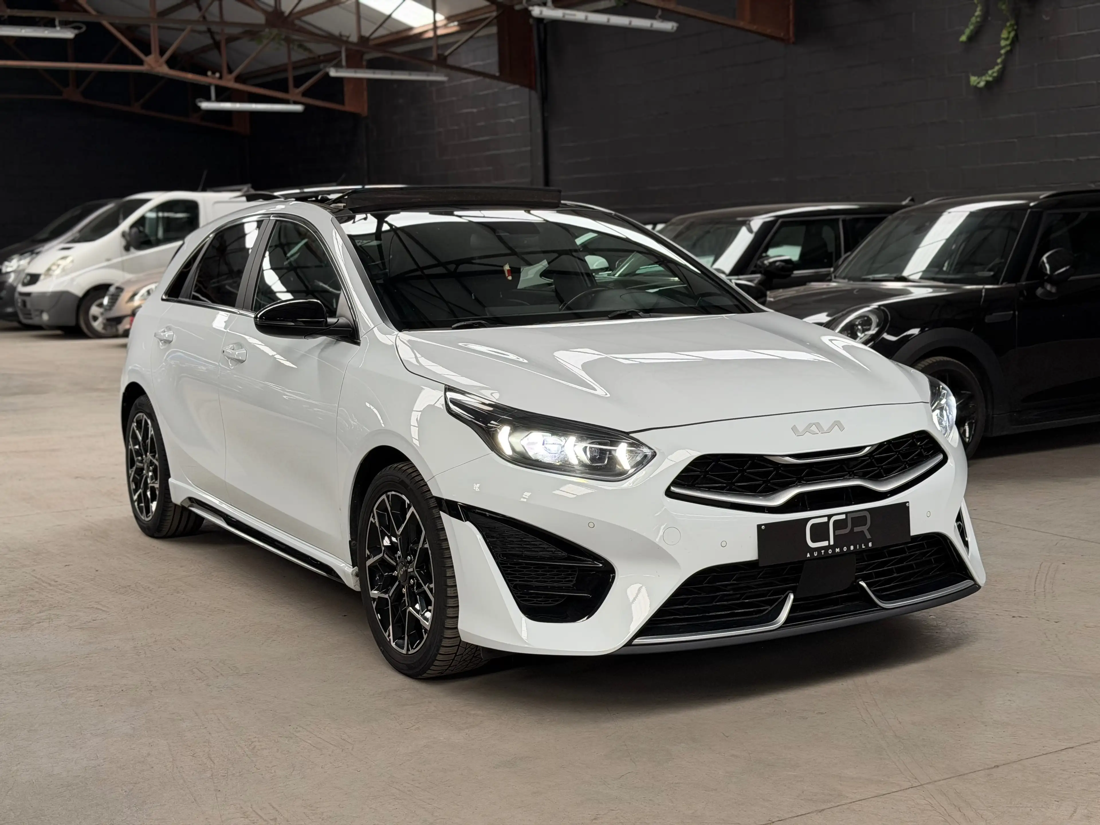 Kia Ceed / cee'd Ceed 1.0 T-GDi * GT-Line * CAMERA * JBL * PANO * CLIM * SG CH — photo 3