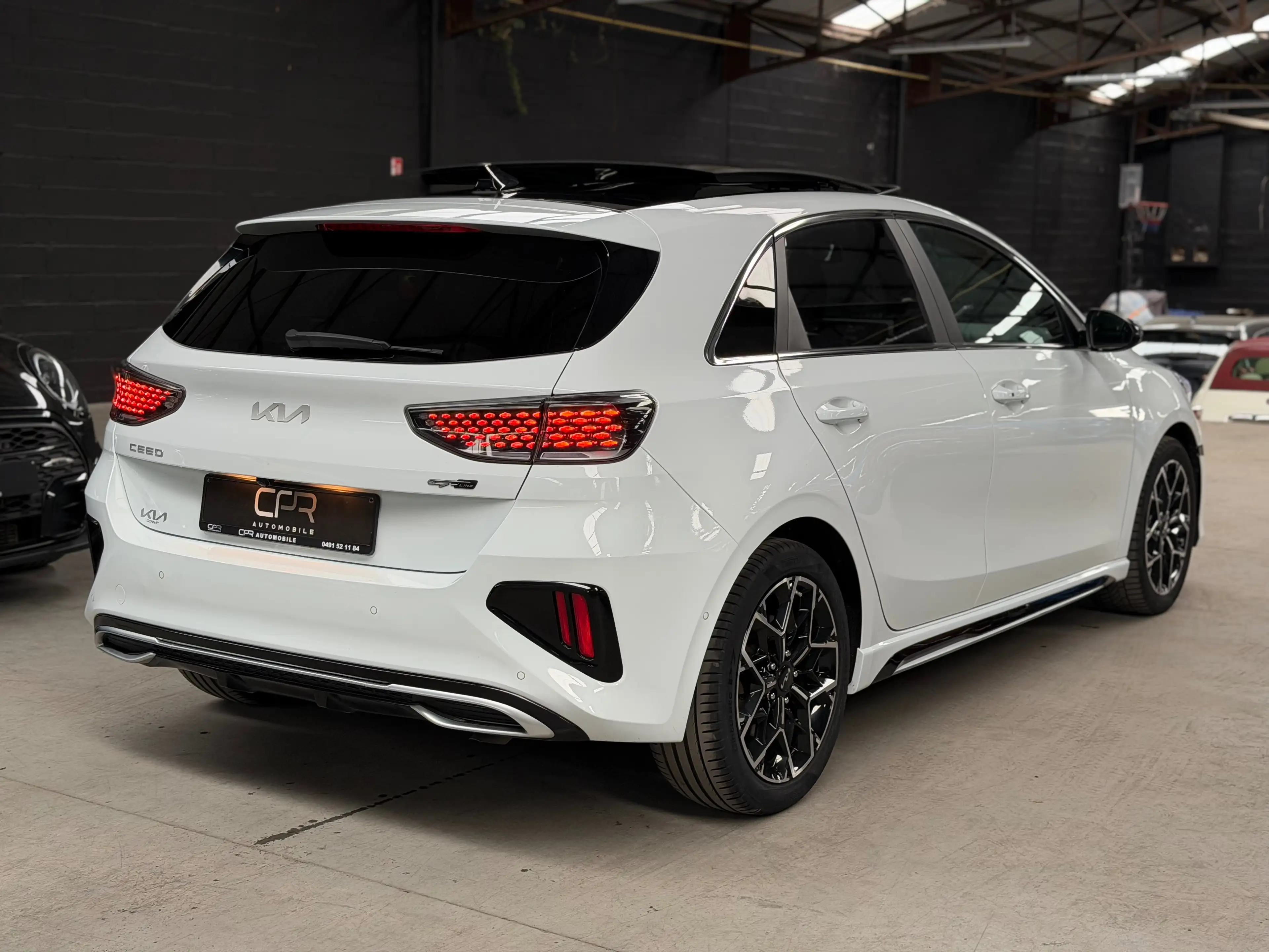 Kia Ceed / cee'd Ceed 1.0 T-GDi * GT-Line * CAMERA * JBL * PANO * CLIM * SG CH — photo 4