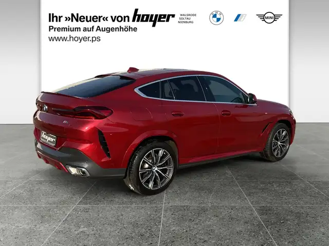 BMW X6 view 2