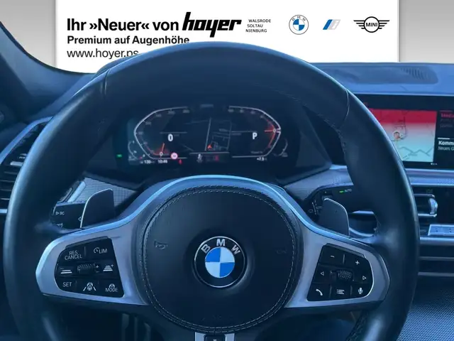 BMW X6 view 11