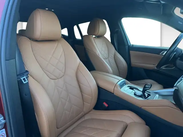 BMW X6 view 6