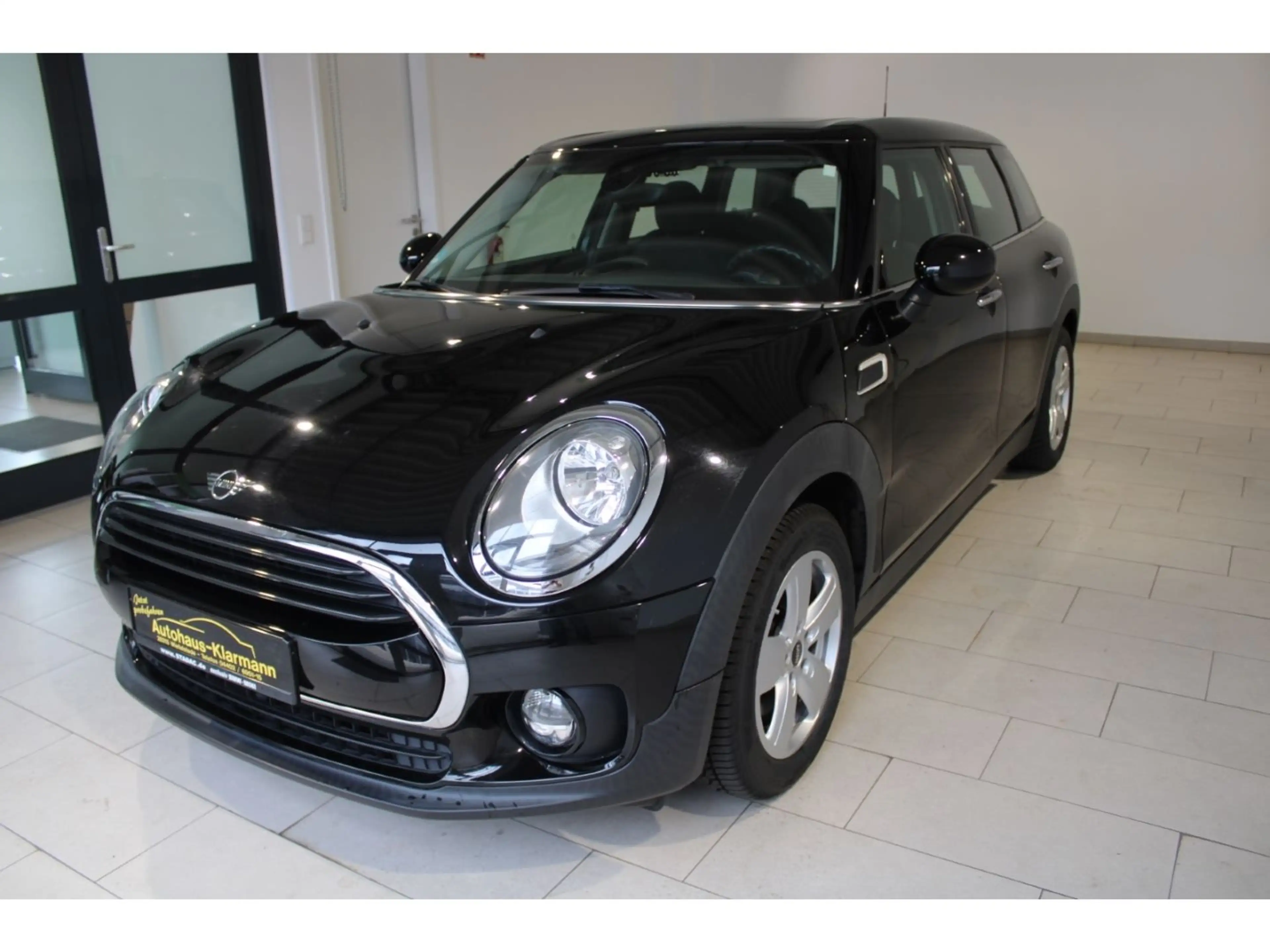 MINI Cooper Clubman El. Panodach Ambientebeleuchtung