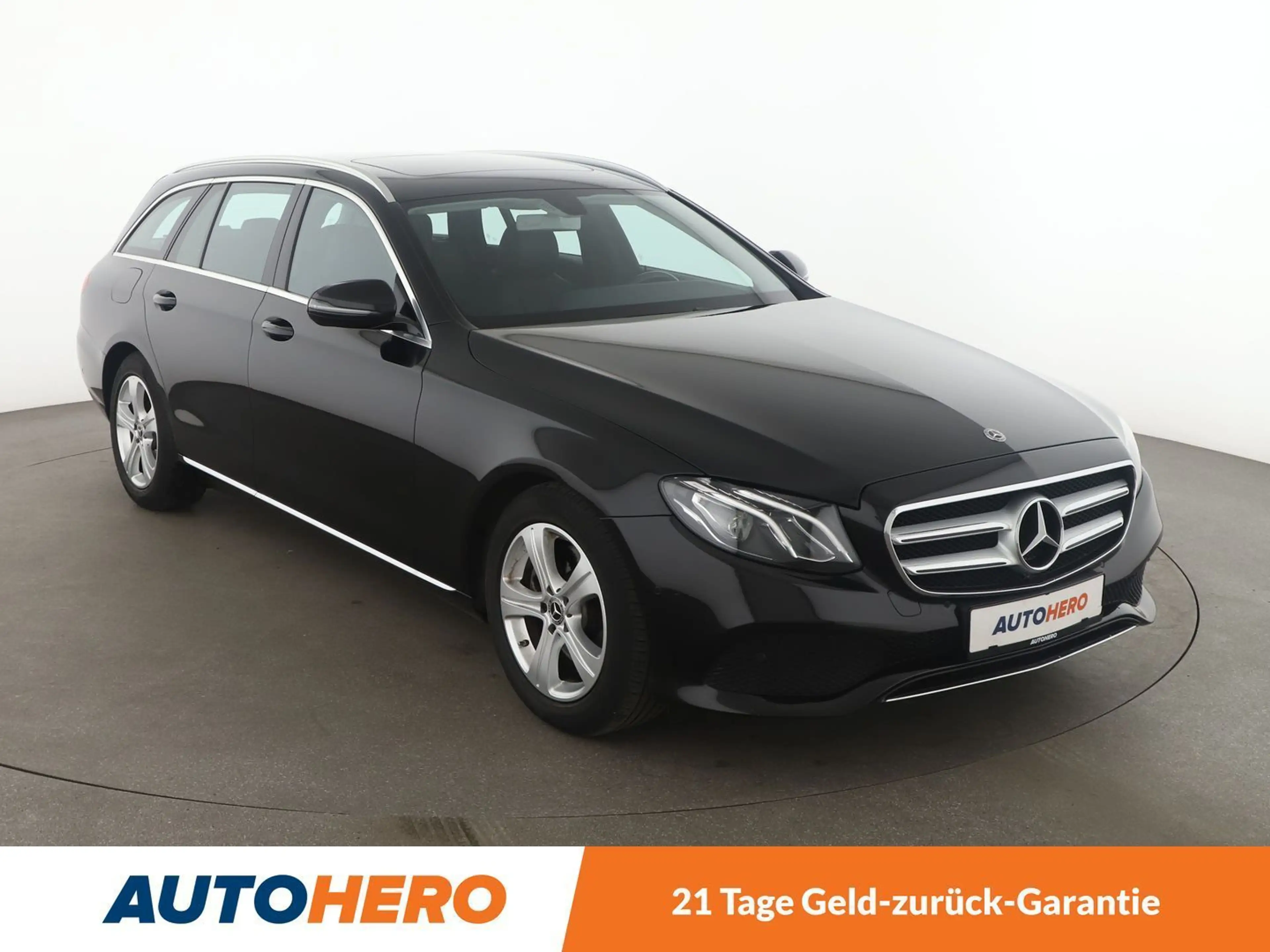 Mercedes-Benz E 250 T Avantgarde Aut.*NAVI*CAM*SHZ*TEMPO* — photo 8