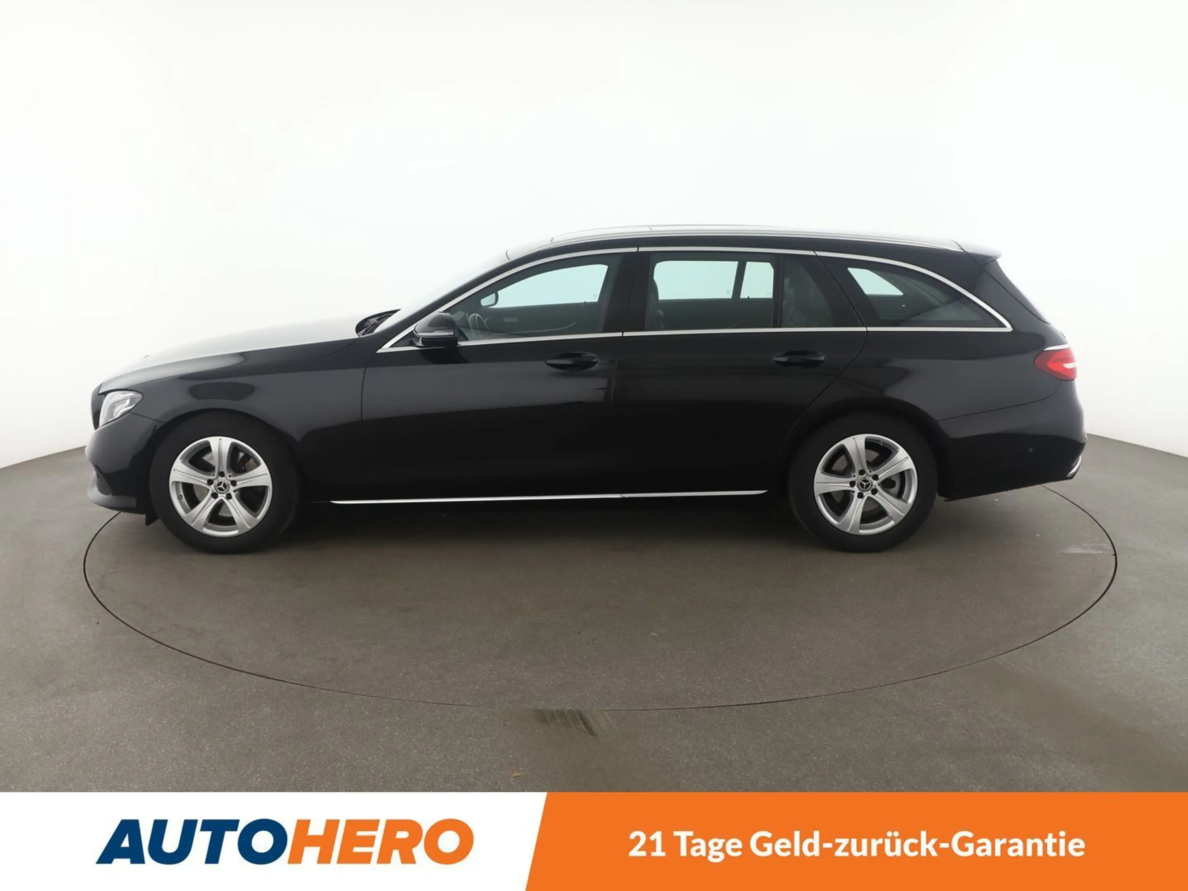 Mercedes-Benz E 250 T Avantgarde Aut.*NAVI*CAM*SHZ*TEMPO* — photo 3