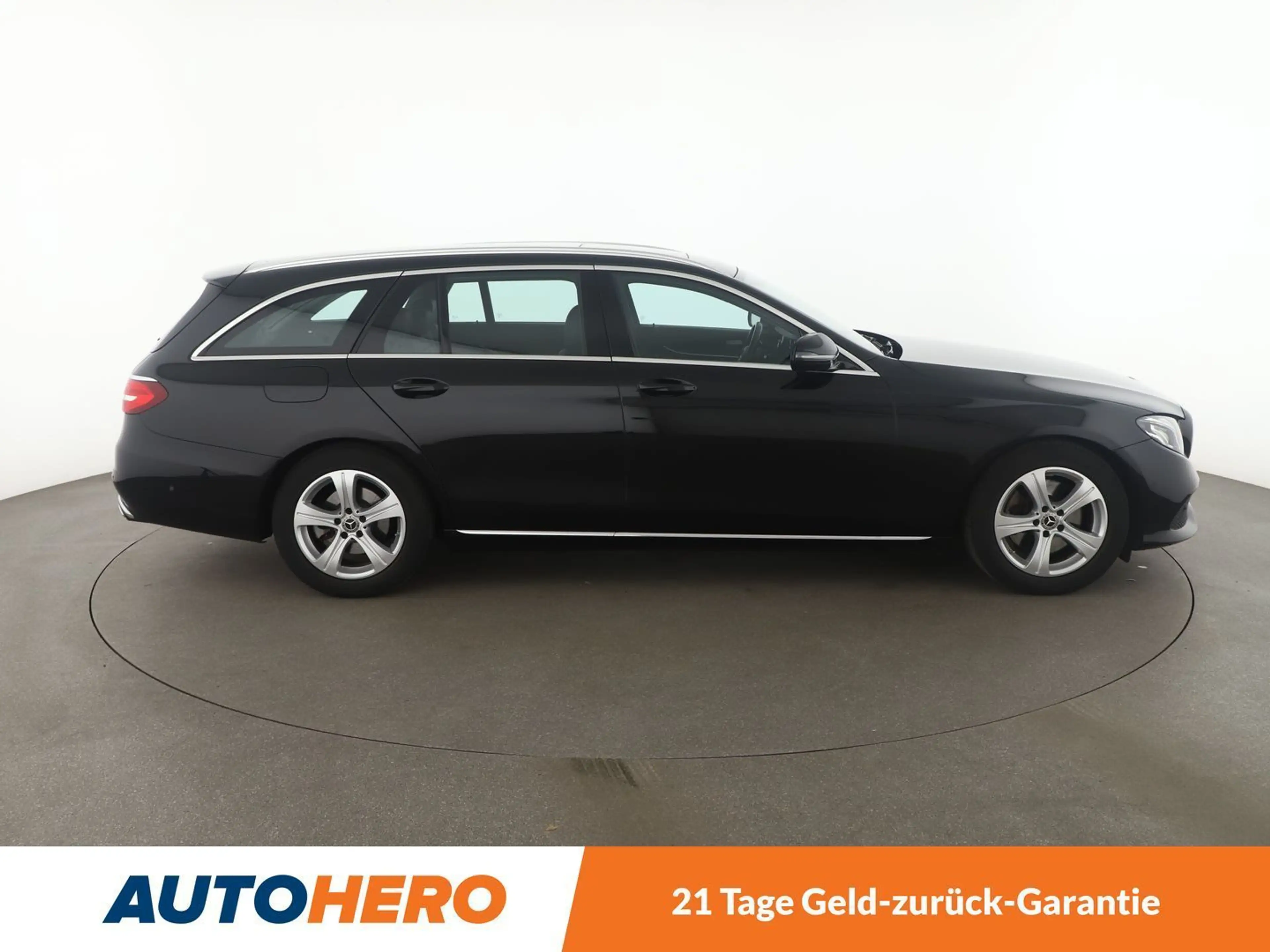Mercedes-Benz E 250 T Avantgarde Aut.*NAVI*CAM*SHZ*TEMPO* — photo 7