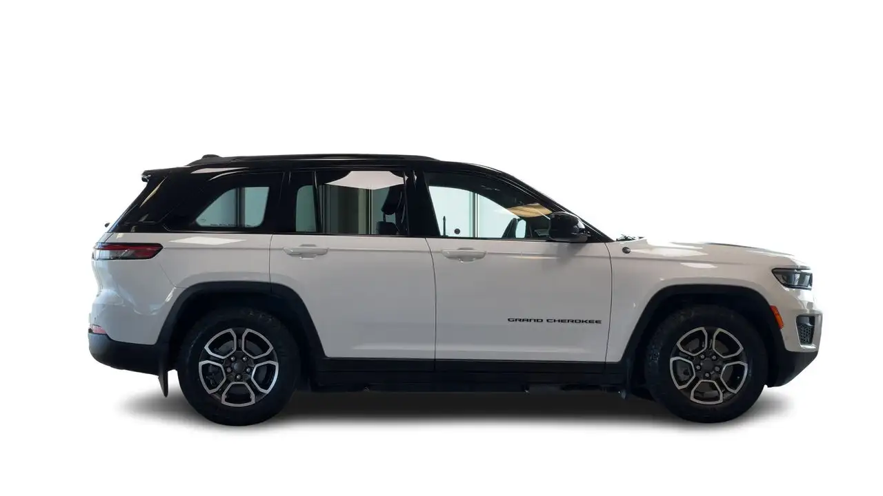 Jeep Grand Cherokee photo Jeep Grand Cherokee