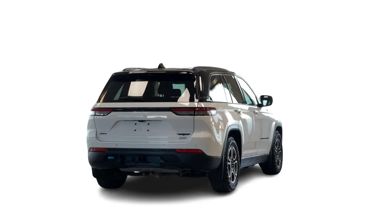 Jeep Grand Cherokee photo Jeep Grand Cherokee