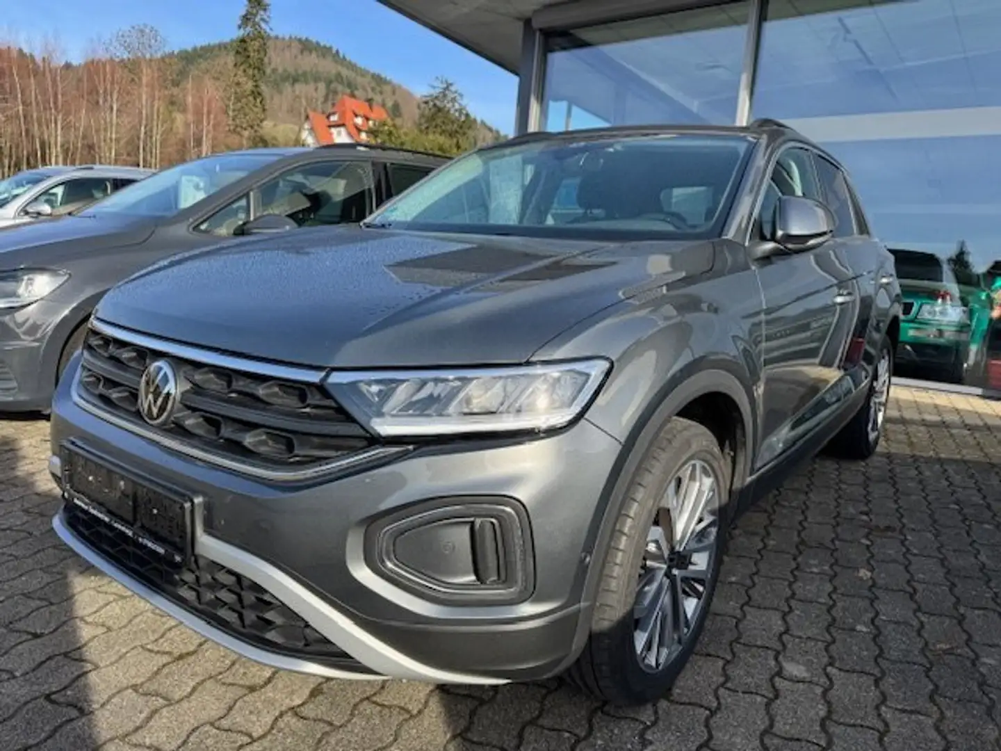 Volkswagen T-Roc 1.0 TSI OPF Life Grau - 1