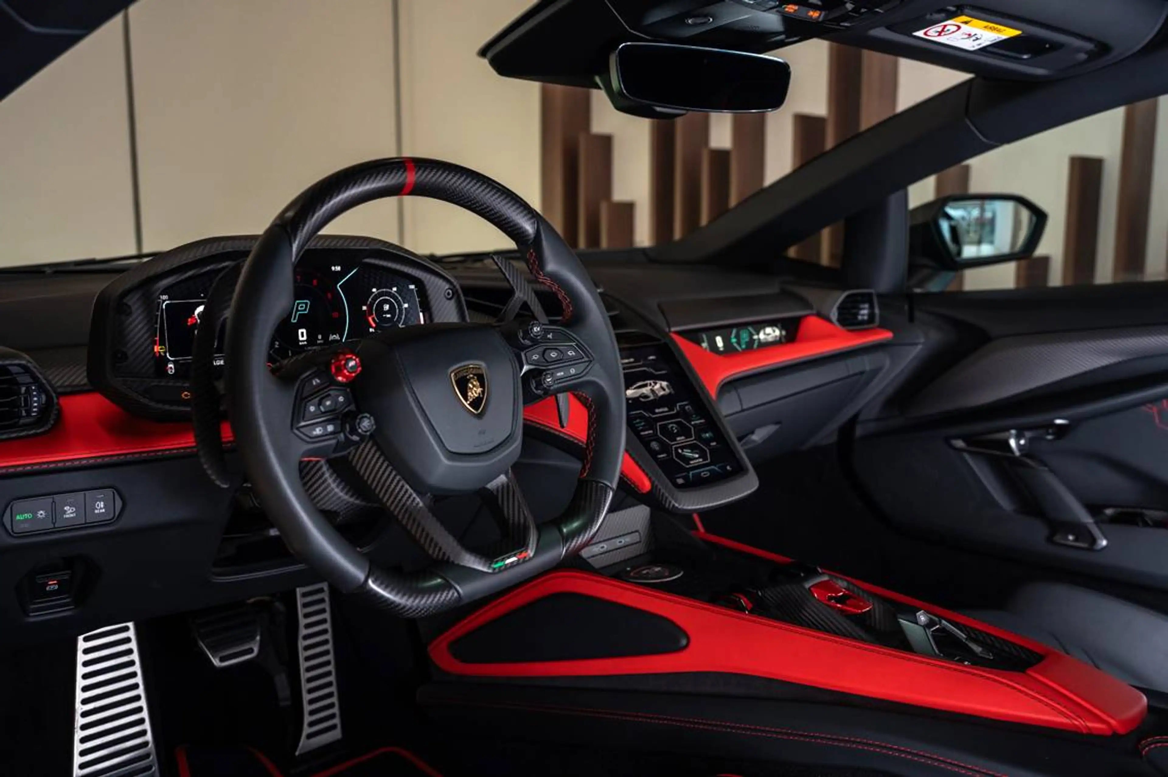 Lamborghini Revuelto Revuelto PHEV 6.5i V12 — photo 9