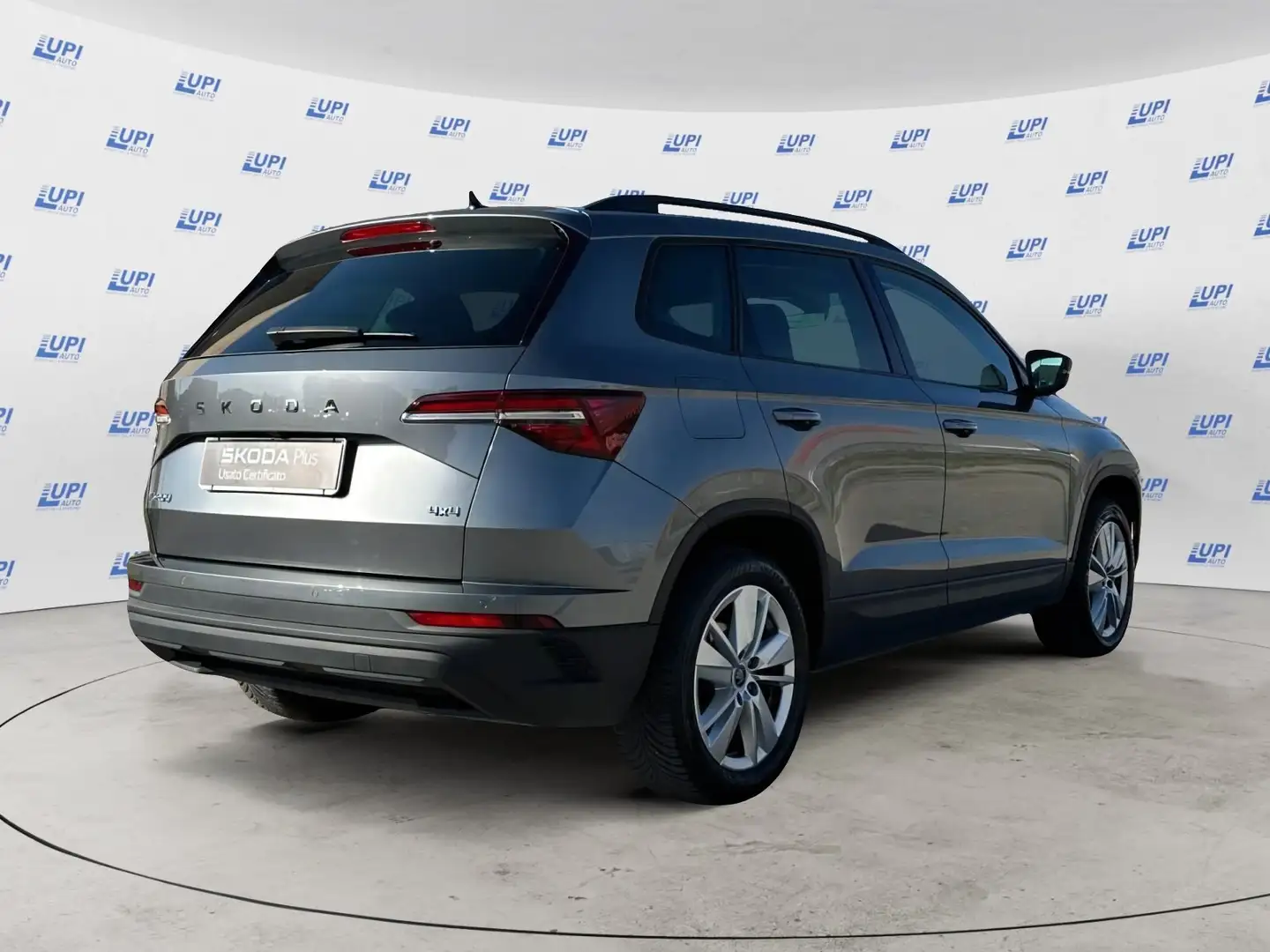 Skoda Karoq 2.0 tdi evo Executive 4x4 150cv dsg Grau - 2