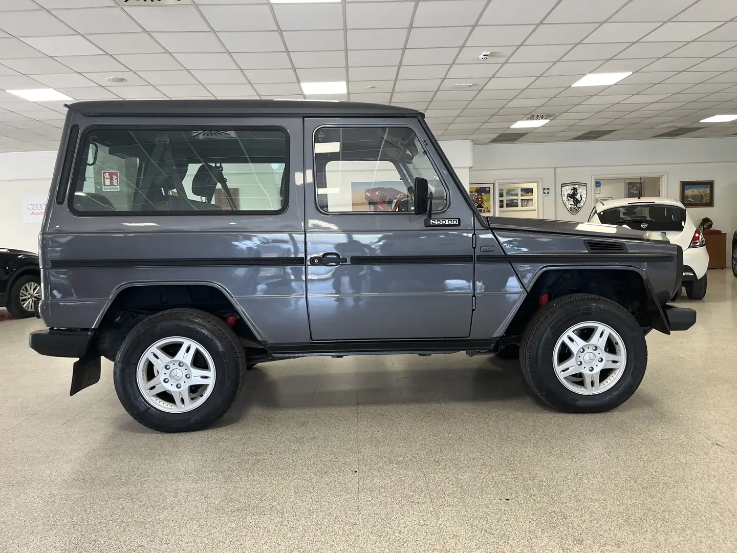 Mercedes-Benz G 290 GD td corto auto *ISCRITTO ASI* Grau - 2
