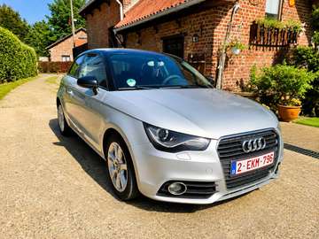 A1 1.6 TDi  Édition Borrani Rare