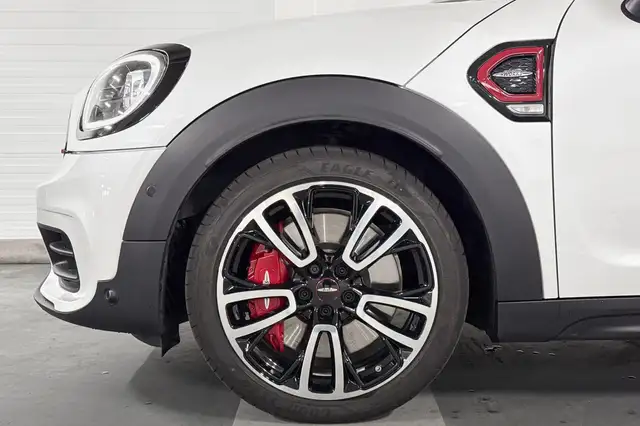 MINI Countryman view 4
