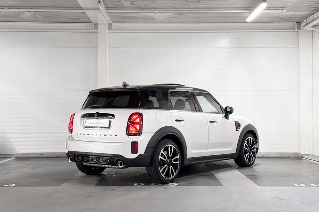 MINI Countryman view 6