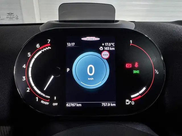 MINI Countryman view 13
