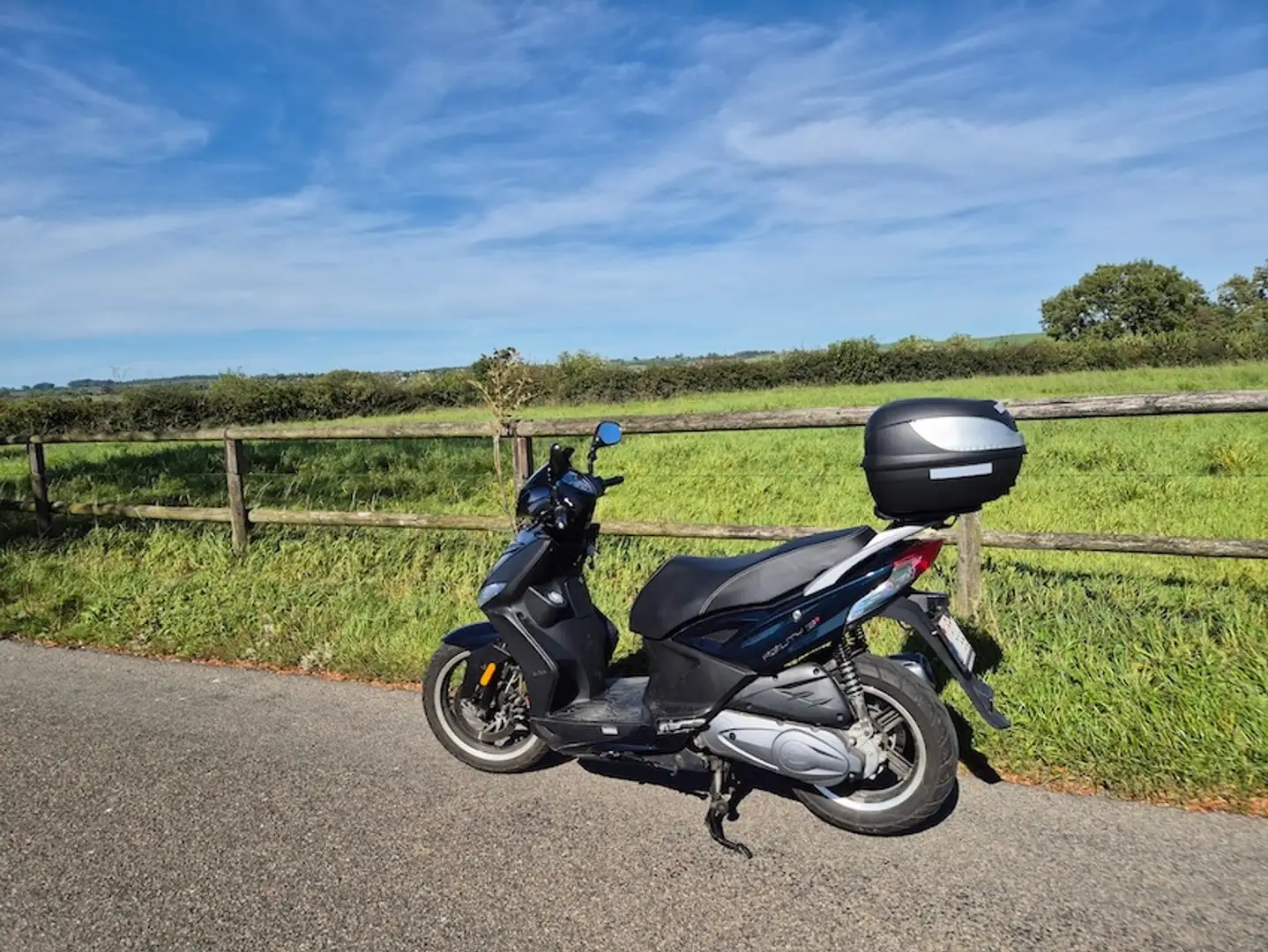 Kymco Agility 125 Zwart - 1