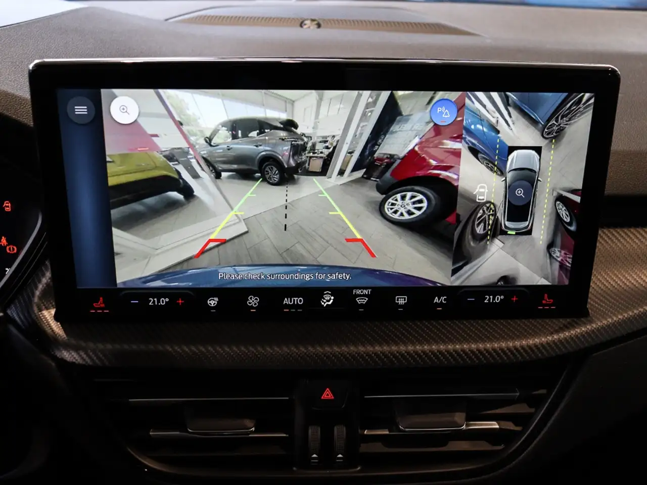 Ford Kuga PHEV ST-LINE X 243PS Winter Techno Pano 19Zoll HUD 9