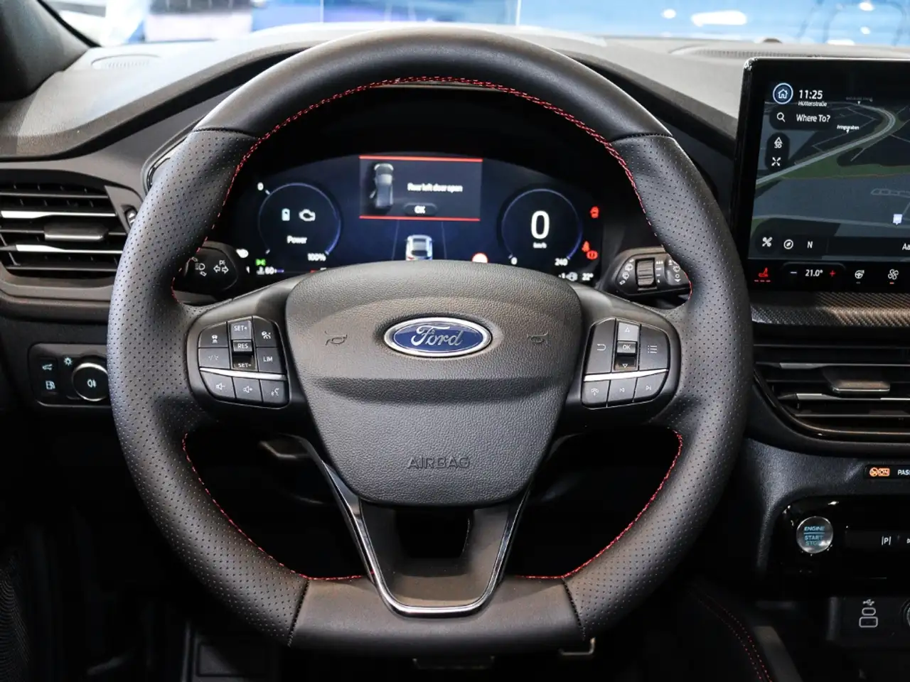 Ford Kuga PHEV ST-LINE X 243PS Winter Techno Pano 19Zoll HUD 6