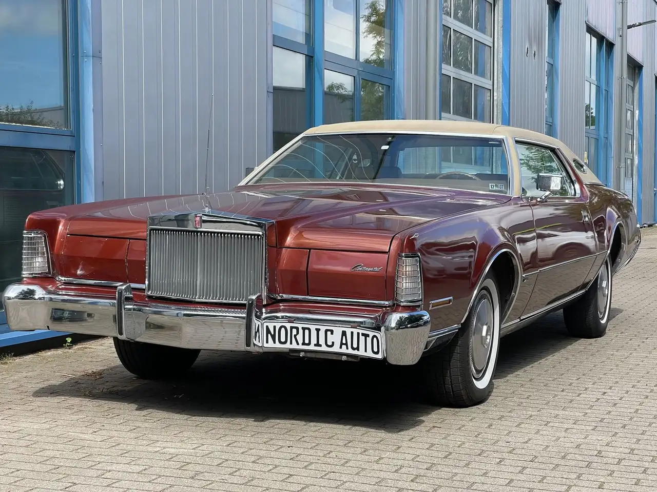 Lincoln Continental