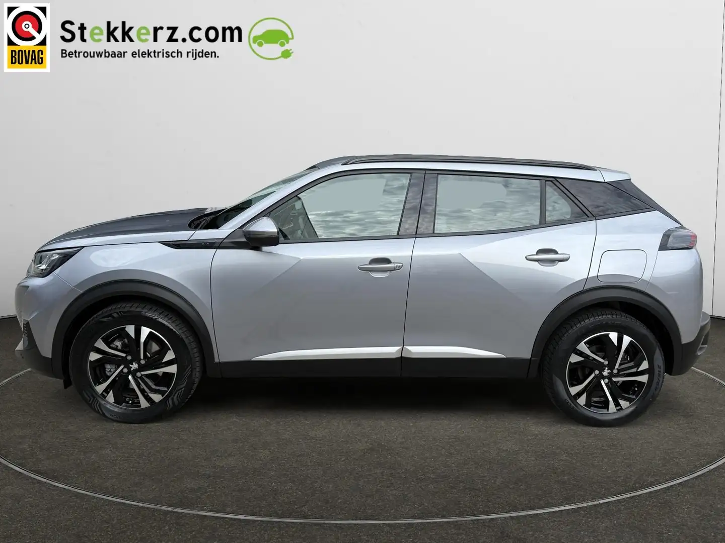 Peugeot e-2008 EV Allure 50 kWh 3D camera, Stoelverwarming Grijs - 2