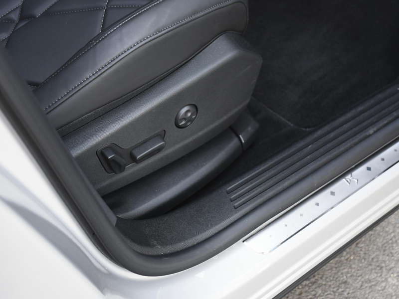 DS Automobiles DS 7 Pallas 1.6 PHEV 4x4 300pk Automaat PANO | LEDER | — photo 14