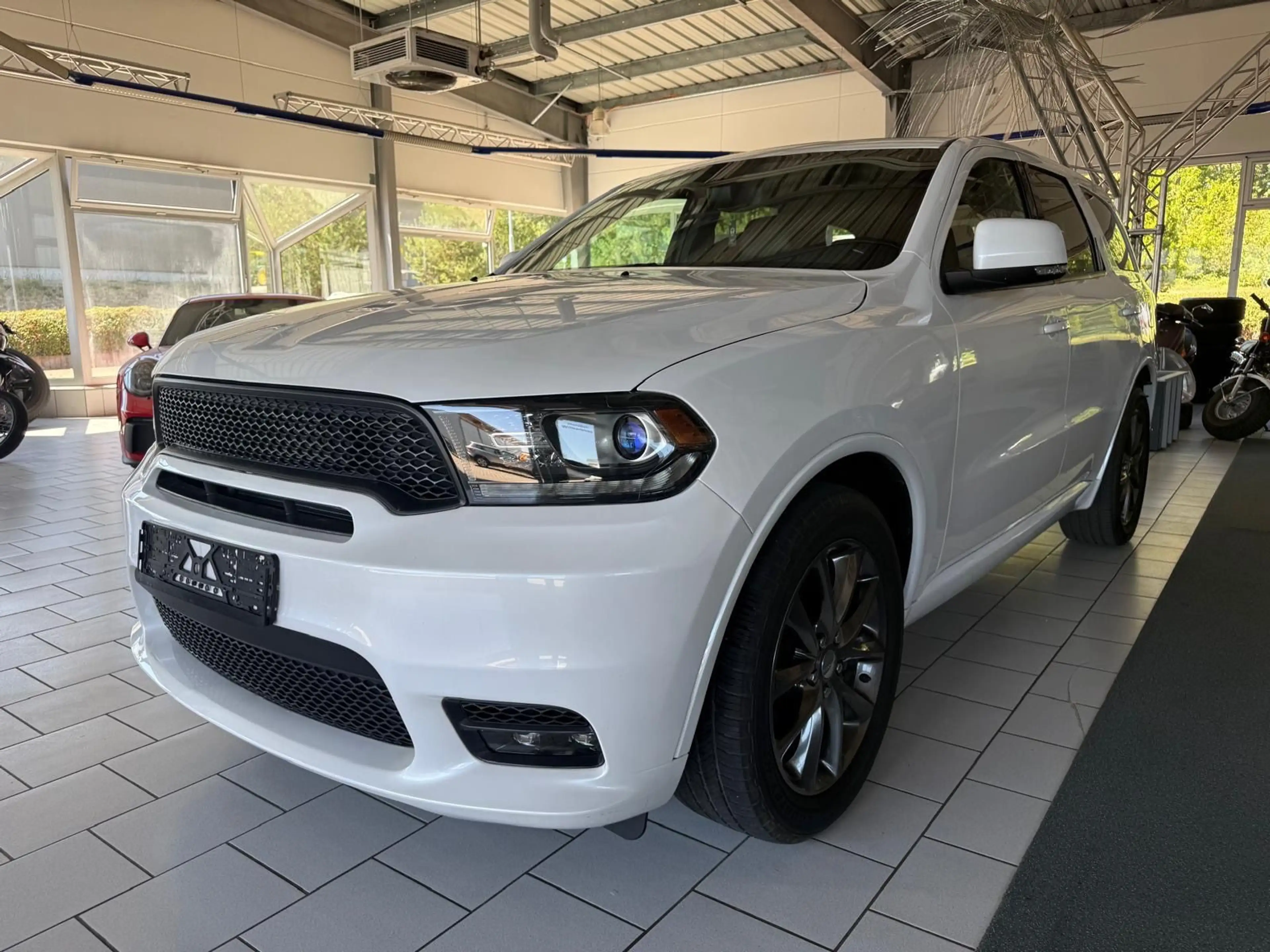 Dodge Durango 5,7 R/T 7Sitz LPG Gas 8Gang 4x4 Facelift — photo 3
